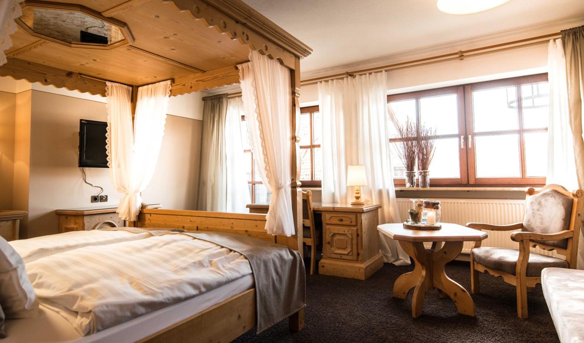 Landgasthof Weisses Lamm Engelthal Esterno foto